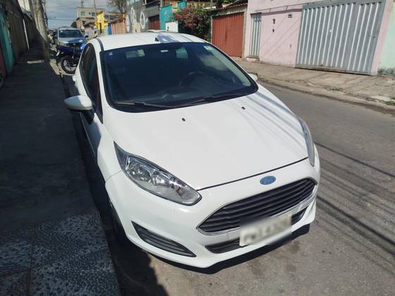 FORD FIESTA 1.5 S HATCH 16V FLEX 4P MANUAL FORD FIESTA 1.5 S HATCH 16V FLEX 4P MANUAL